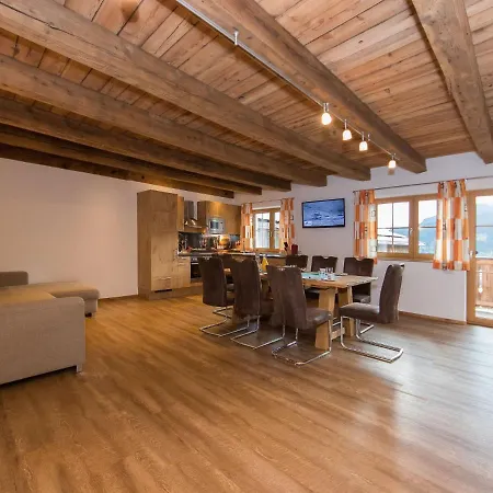 In With Ski-in Ski-out Access * Kaprun