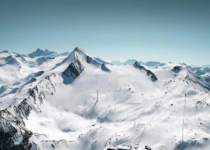 Vakantiehuis In With Ski-in Ski-out Access *