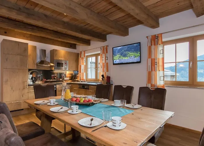 Vakantiehuis In With Ski-in Ski-out Access *