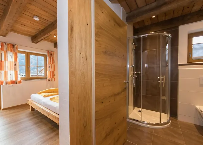 Vakantiehuis In With Ski-in Ski-out Access *